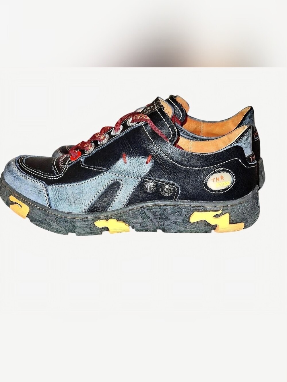 TMA Eyes Leather Patchwork Casual Sneakers